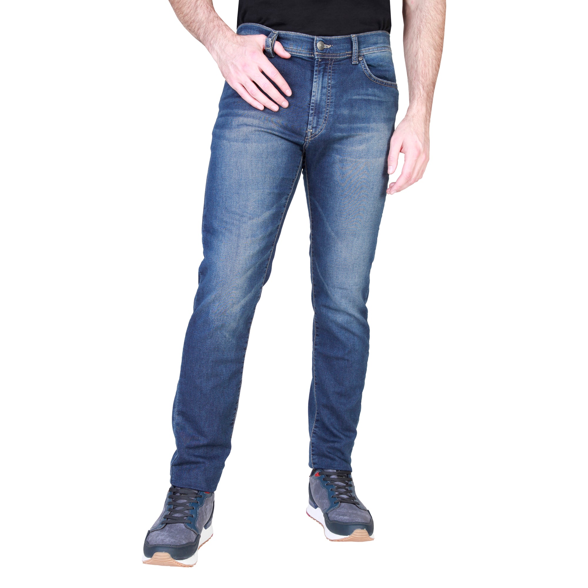 0T707M_0900A_PASSPORT